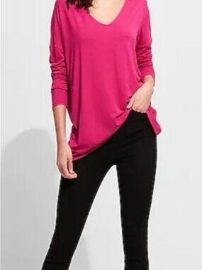 Chico's Bright Pink V-Neck Long Sleeve Tunic